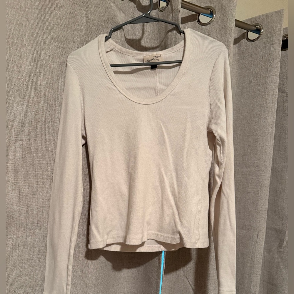 Women's Off White Long Sleeve Top